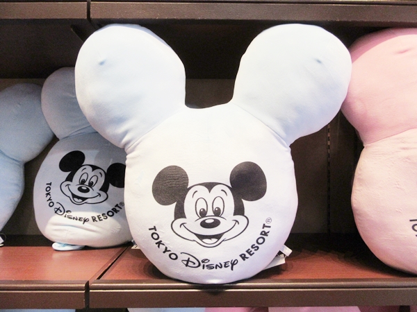 最新22年版 ミッキーバルーンがデザインされたグッズ ディズニーのお土産 グッズ販売状況 レストフル ディズニー